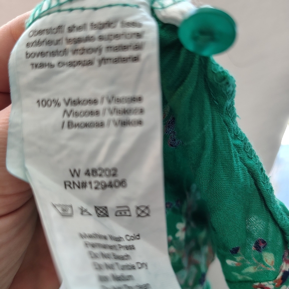 Floral Green Blouse Miltocolor Flutter Sleeves Very Feminine By Creation L - Picture 6 of 6